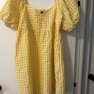 New w/o tags Old Navy puff sleeve mini dress